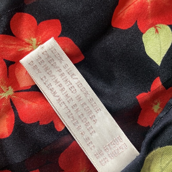 Jones New York silk scarf - Picture 3 of 3